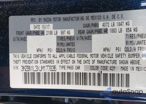 2018 Mazda Mazda3 Touring из США, поврежденный, VIN 3MZBN1L3XJM177835